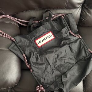 Hunter Black Tote with Red and White Rope Handles